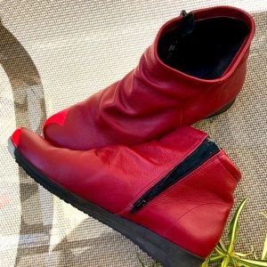 Mephisto booties